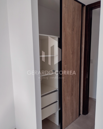 Departamento centrico, de 1 dormitorio, con cochera.