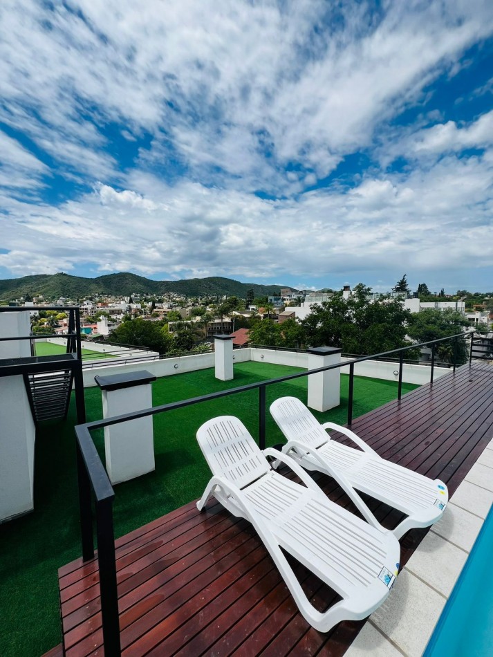 Duplex centrico, excelente oportunidad.
