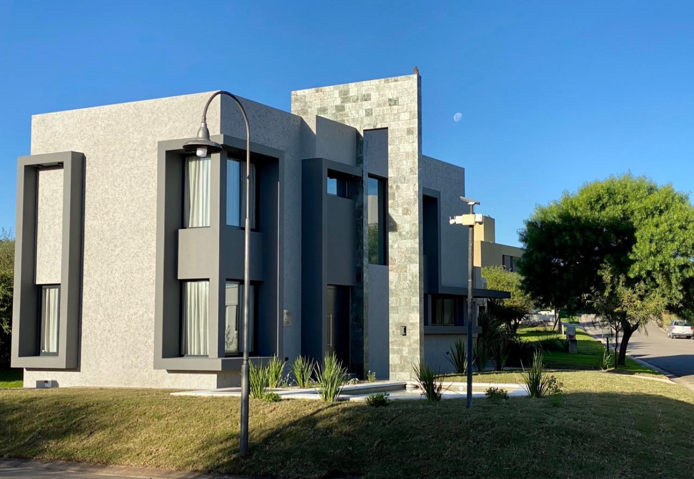 Casa a estrenar en Las Cañitas Malagueño