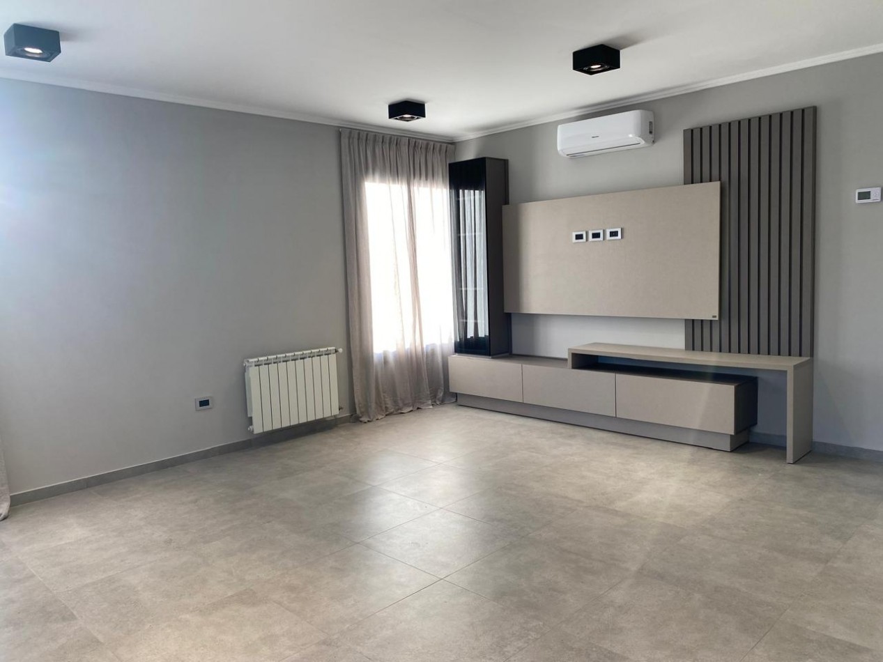 Casa a estrenar en Las Cañitas Malagueño