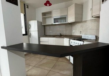 Departamento de un dormitorio, excelente ubicacion. 