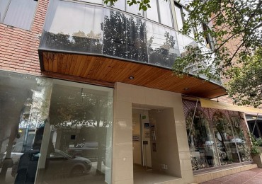 Departamento centrico, amoblado.